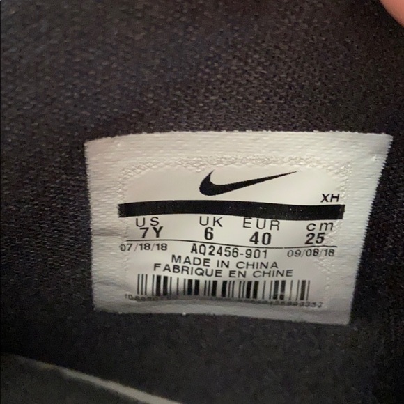 Nike Kyrie 5 - Picture 6 of 6